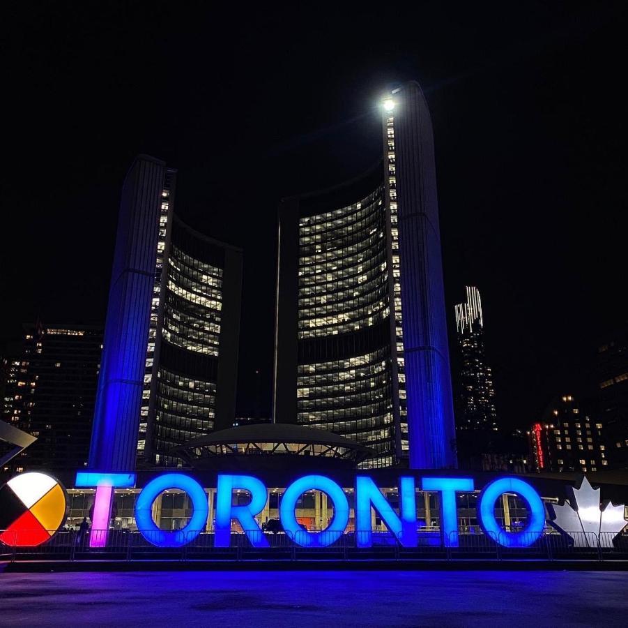Luxury Adventure Cn Tower/Mtcc/Scotiabank Arena Leilighet Toronto Eksteriør bilde