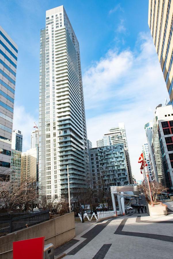 Luxury Adventure Cn Tower/Mtcc/Scotiabank Arena Leilighet Toronto Eksteriør bilde