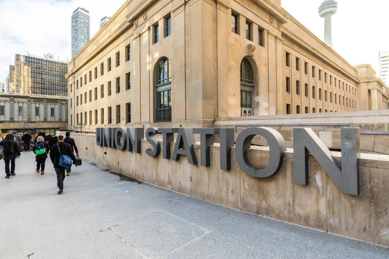 Luxury Adventure Cn Tower/Mtcc/Scotiabank Arena Leilighet Toronto Eksteriør bilde